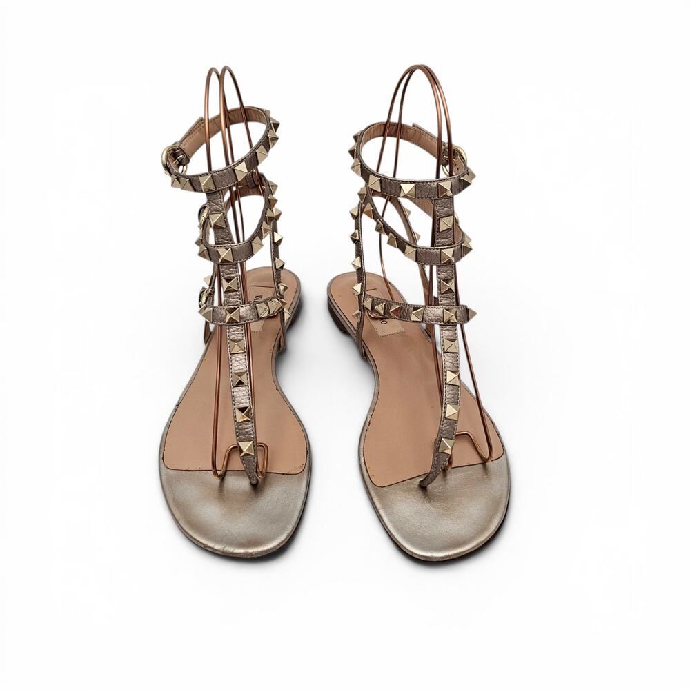 Valentino Garavani Rockstud Cage Gladiator Flat Sandals Gold Leather Size 37 7